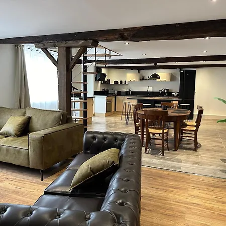 Hebergement Duplex 6 Personnes *