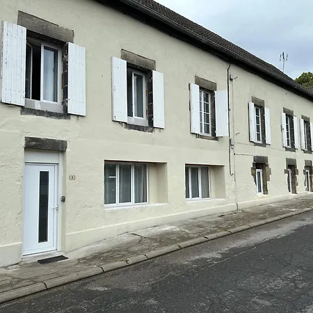 Apartment Hebergement Duplex 6 Personnes Souvigny